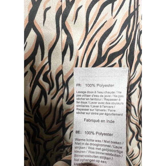 ASOS New Look Maxi Dress in Brown Zebra Print - Picture 6 of 11